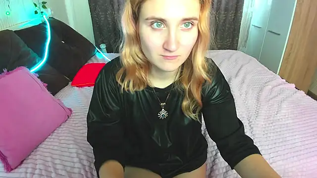 Snapshot of Miss_Elsa_ chatting on February 20, 2025, 9:44 am Miss Elsa online show from February 20, 2025, 9:44 am