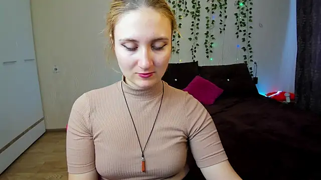 Snapshot of Miss_Elsa_ chatting on March 10, 2025, 2:50 am Miss Elsa online show from March 10, 2025, 2:50 am