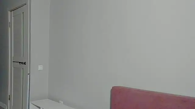 Snapshot of EllaSky_xoxo chatting on December 15, 2024, 9:53 pm EllaSky xoxo online show from December 15, 2024, 9:53 pm