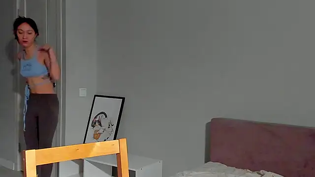 Snapshot of EllaSky_xoxo chatting on January 9, 2025, 7:31 am EllaSky xoxo online show from January 9, 2025, 7:31 am