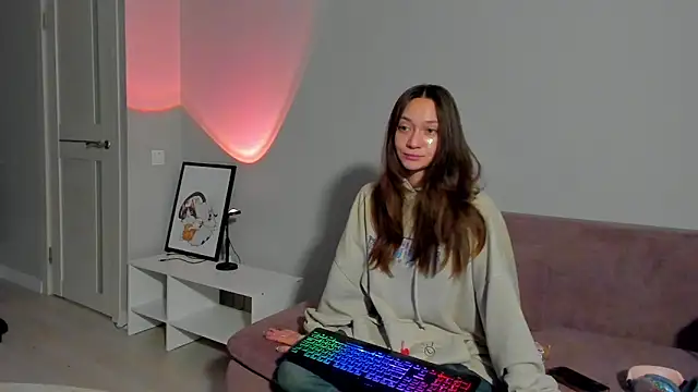 Snapshot of EllaSky_xoxo chatting on January 18, 2025, 2:03 am EllaSky xoxo online show from January 18, 2025, 2:03 am