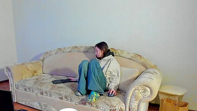 Snapshot of EllaSky_xoxo chatting on March 18, 2025, 4:59 pm EllaSky xoxo online show from March 18, 2025, 4:59 pm