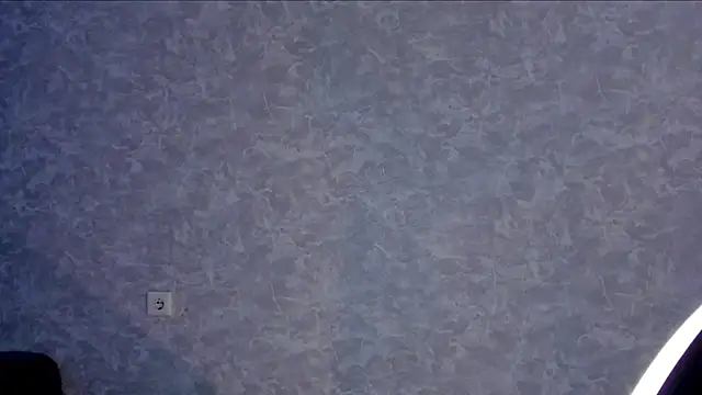 Snapshot of EllaSky_xoxo chatting on October 10, 2025, 10:14 am EllaSky xoxo online show from October 10, 2025, 10:14 am