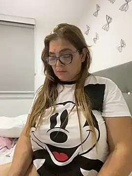 AntonellaAlondra4 online show from December 25, 2024, 6:41 pm