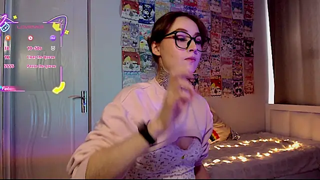 Milky way UwU online show from November 29, 2025, 8:39 am