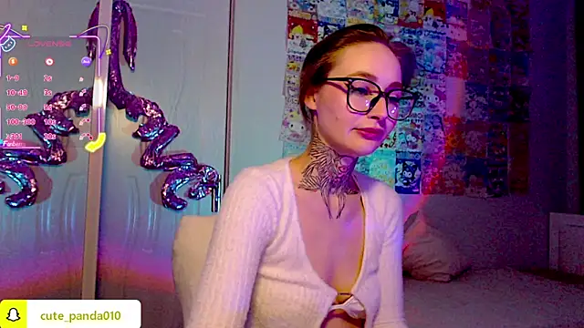 Milky way UwU online show from February 28, 2026, 5:47 pm