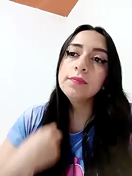 AlondraMendez online show from October 2, 2025, 10:39 pm