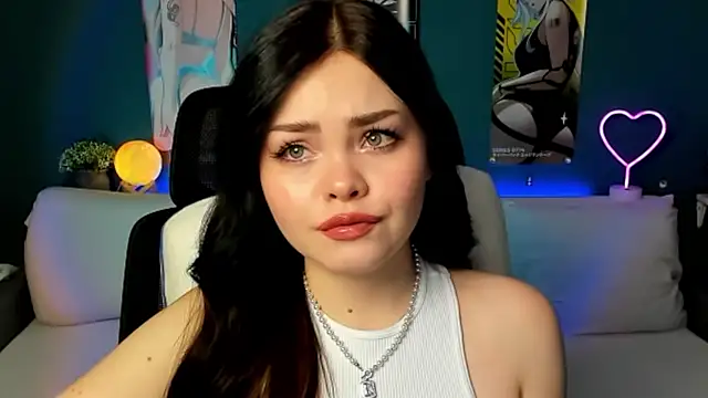 AkiraKatsu online show from January 13, 2025, 5:02 pm