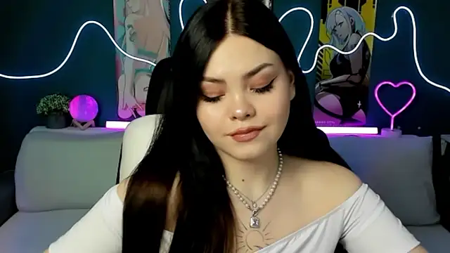 AkiraKatsu online show from February 5, 2025, 2:26 pm