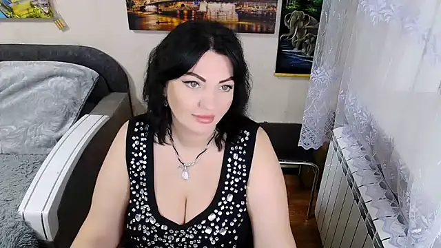 Lady Boom Wild  online show from December 2, 2025, 7:14 am