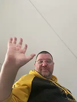 thetobmaster200 online show from December 2, 2024, 12:29 pm