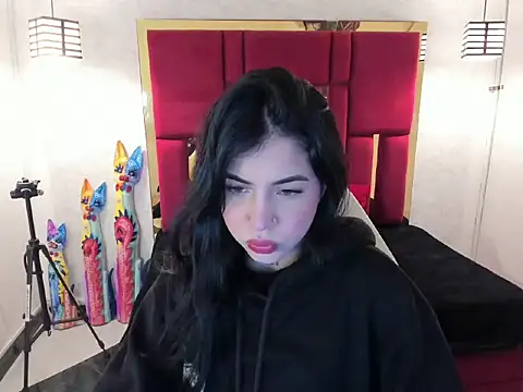 Snapshot of Violet_m chatting on October 1, 2025, 12:33 pm Violet m online show from October 1, 2025, 12:33 pm