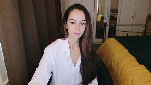 karlaolivia online show from December 3, 2024, 11:01 am
