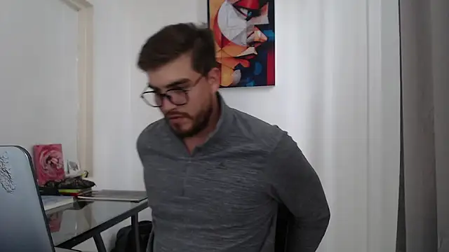 Snapshot of Dylanwish chatting on December 10, 2024, 7:43 pm Dylanwish online show from December 10, 2024, 7:43 pm