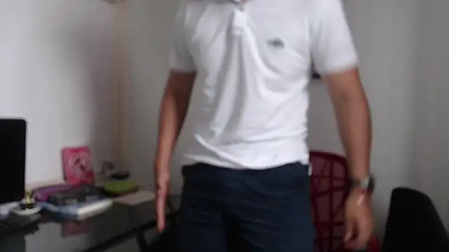 Snapshot of Dylanwish chatting on February 17, 2025, 9:08 pm Dylanwish online show from February 17, 2025, 9:08 pm