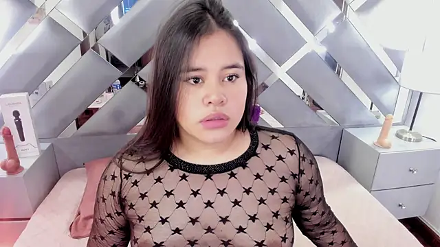 rose nova online show from October 6, 2025, 7:44 pm