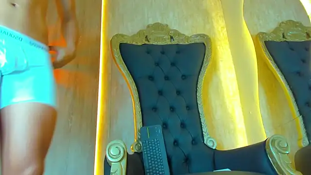 thaddeus king online show from March 7, 2025, 4:24 am