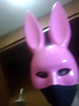 BiaPicolliRS online show from February 12, 2025, 10:37 pm