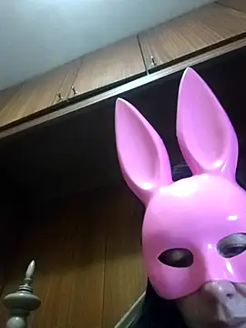 BiaPicolliRS online show from February 24, 2025, 11:09 pm