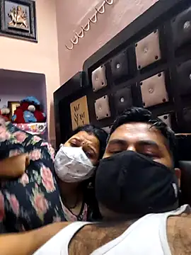 bobbyronak online show from October 5, 2025, 7:12 pm