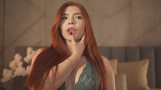 miia blake online show from February 12, 2026, 10:27 pm