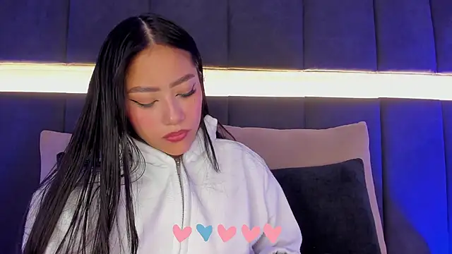 nicolle pierce online show from February 14, 2025, 11:42 am