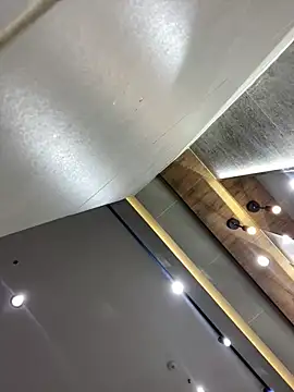 MariaIsabella8 online show from March 14, 2025, 8:28 pm