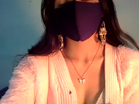 Cute Alaina online show from January 11, 2025, 11:46 pm