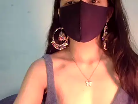 Cute Alaina online show from January 15, 2025, 1:56 am