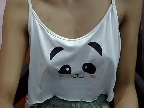 Cute Alaina online show from September 24, 2025, 1:09 am