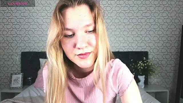 Mariel Brown online show from January 6, 2025, 5:59 pm