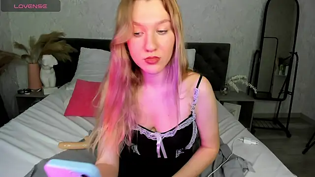 Mariel Brown online show from January 16, 2025, 6:16 pm
