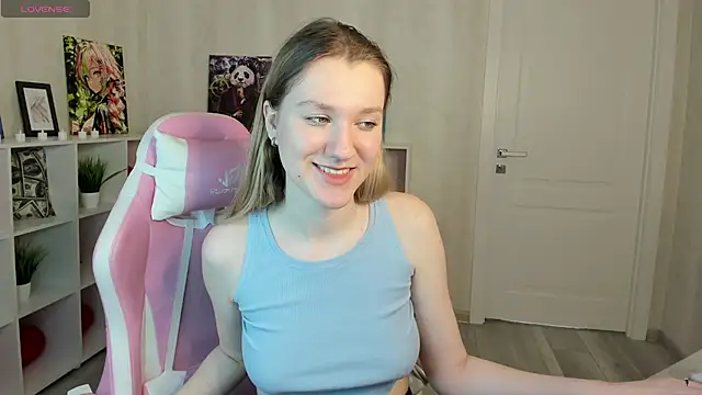 Mariel Brown online show from March 11, 2025, 2:29 pm