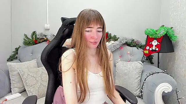 Snapshot of MillicentFarrell chatting on December 23, 2024, 2:07 pm MillicentFarrell online show from December 23, 2024, 2:07 pm