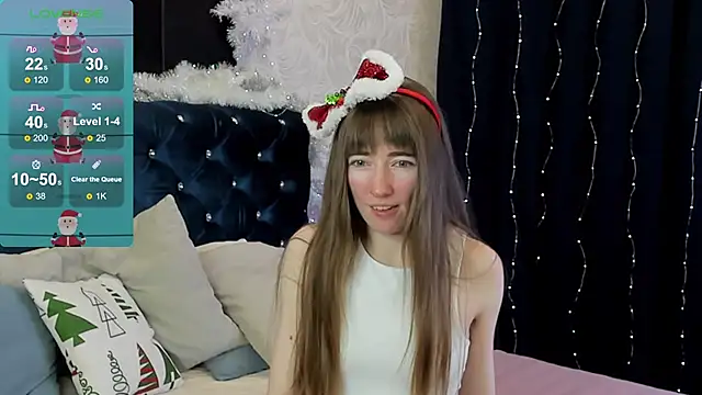 Snapshot of MillicentFarrell chatting on December 26, 2024, 9:22 am MillicentFarrell online show from December 26, 2024, 9:22 am