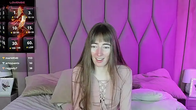 Snapshot of MillicentFarrell chatting on February 1, 2025, 12:51 am MillicentFarrell online show from February 1, 2025, 12:51 am