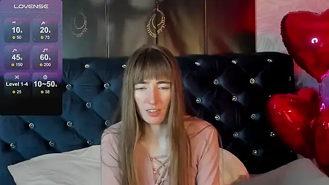 Snapshot of MillicentFarrell chatting on February 2, 2025, 6:04 am MillicentFarrell online show from February 2, 2025, 6:04 am