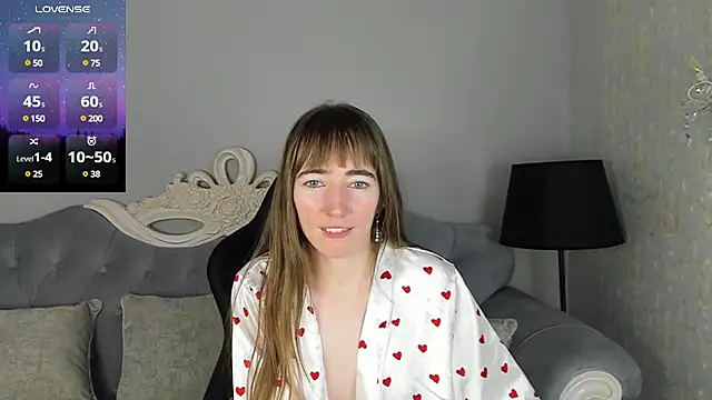 Snapshot of MillicentFarrell chatting on February 7, 2025, 6:56 pm MillicentFarrell online show from February 7, 2025, 6:56 pm