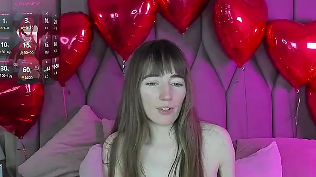 Snapshot of MillicentFarrell chatting on February 10, 2025, 8:00 pm MillicentFarrell online show from February 10, 2025, 8:00 pm