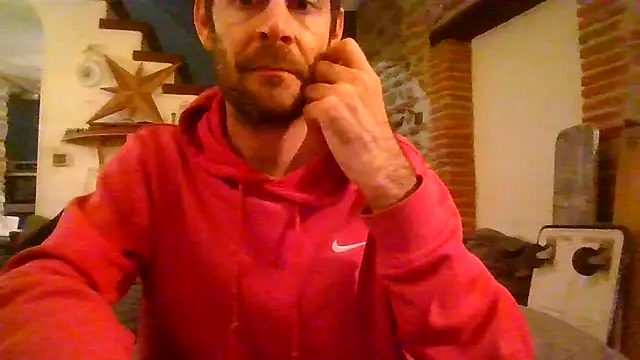 Vespa Crabo online show from March 15, 2026, 5:46 am