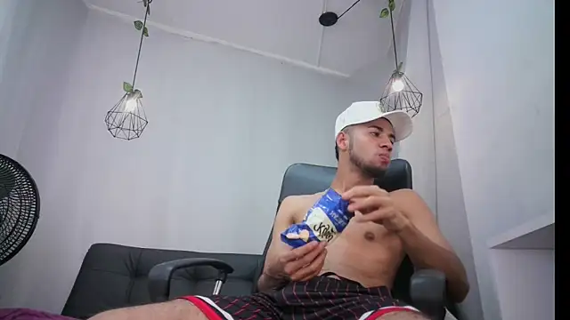 jhon ath online show from March 3, 2025, 7:32 am