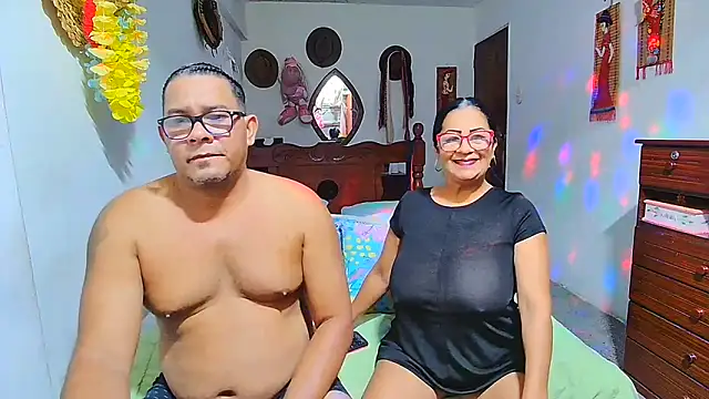 Snapshot of rosi_pamela chatting on June 9, 2026, 9:26 pm rosi pamela online show from June 9, 2026, 9:26 pm