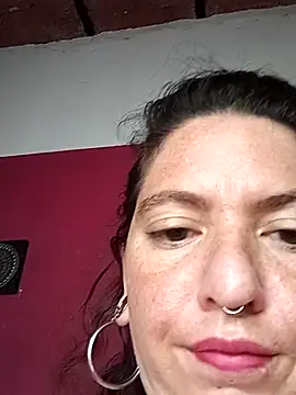 sweetbabyass online show from November 19, 2025, 7:03 pm