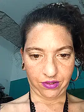 sweetbabyass online show from January 7, 2026, 1:52 am