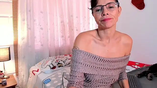 Snapshot of MireyaTorresGu chatting on December 10, 2024, 5:33 pm MireyaTorresGu online show from December 10, 2024, 5:33 pm