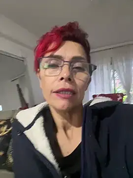 Snapshot of MireyaTorresGu chatting on December 31, 2024, 10:45 pm MireyaTorresGu online show from December 31, 2024, 10:45 pm