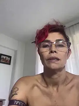 Snapshot of MireyaTorresGu chatting on January 15, 2025, 8:48 pm MireyaTorresGu online show from January 15, 2025, 8:48 pm