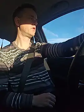 Hectorthyssen1 online show from February 25, 2026, 4:05 pm