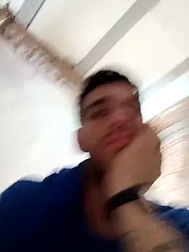 Snapshot of jhonyhot9292 chatting on September 27, 2025, 7:19 pm jhonyhot9292 online show from September 27, 2025, 7:19 pm