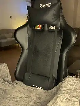 Ryan-hot online show from December 13, 2024, 4:00 am